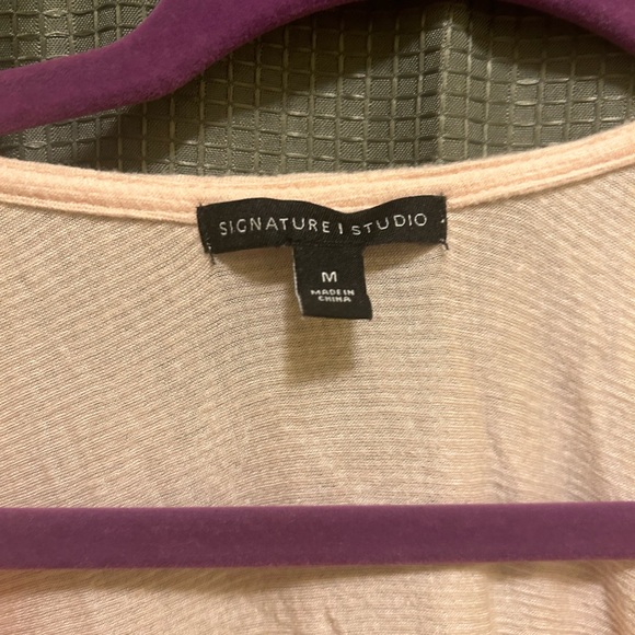 Light pink butterfly sleeve waffle knit top - Picture 2 of 3